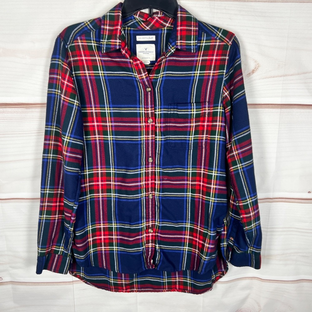 American Eagle Top Womens Medium Blue Plaid Shirt Boyfriend Fit Amazingly Soft‎